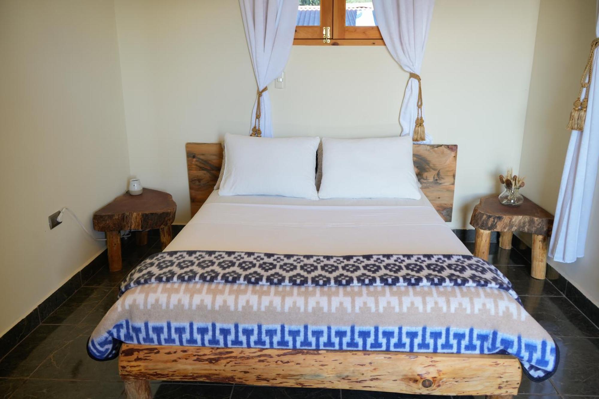 Casa Madera Hostel San Marcos La Laguna Bagian luar foto