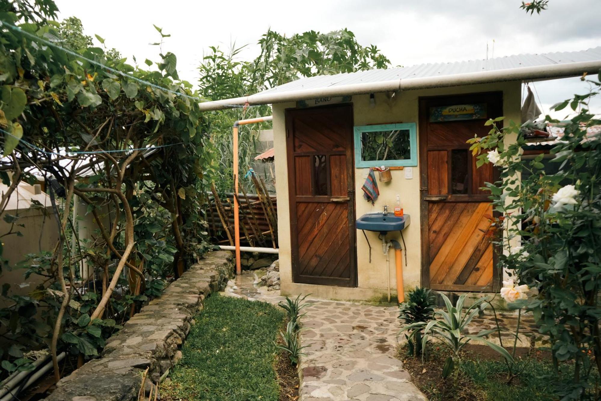 Casa Madera Hostel San Marcos La Laguna Bagian luar foto