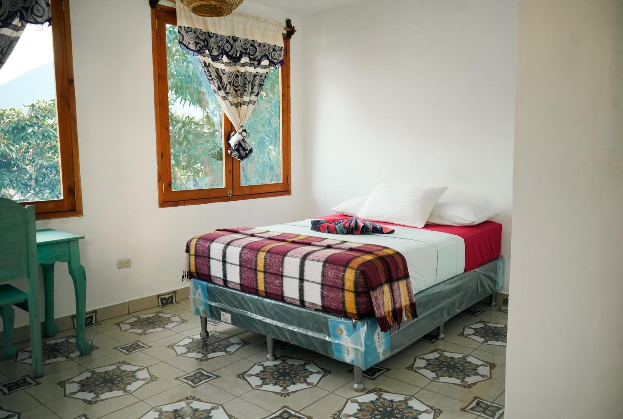Casa Madera Hostel San Marcos La Laguna Bagian luar foto
