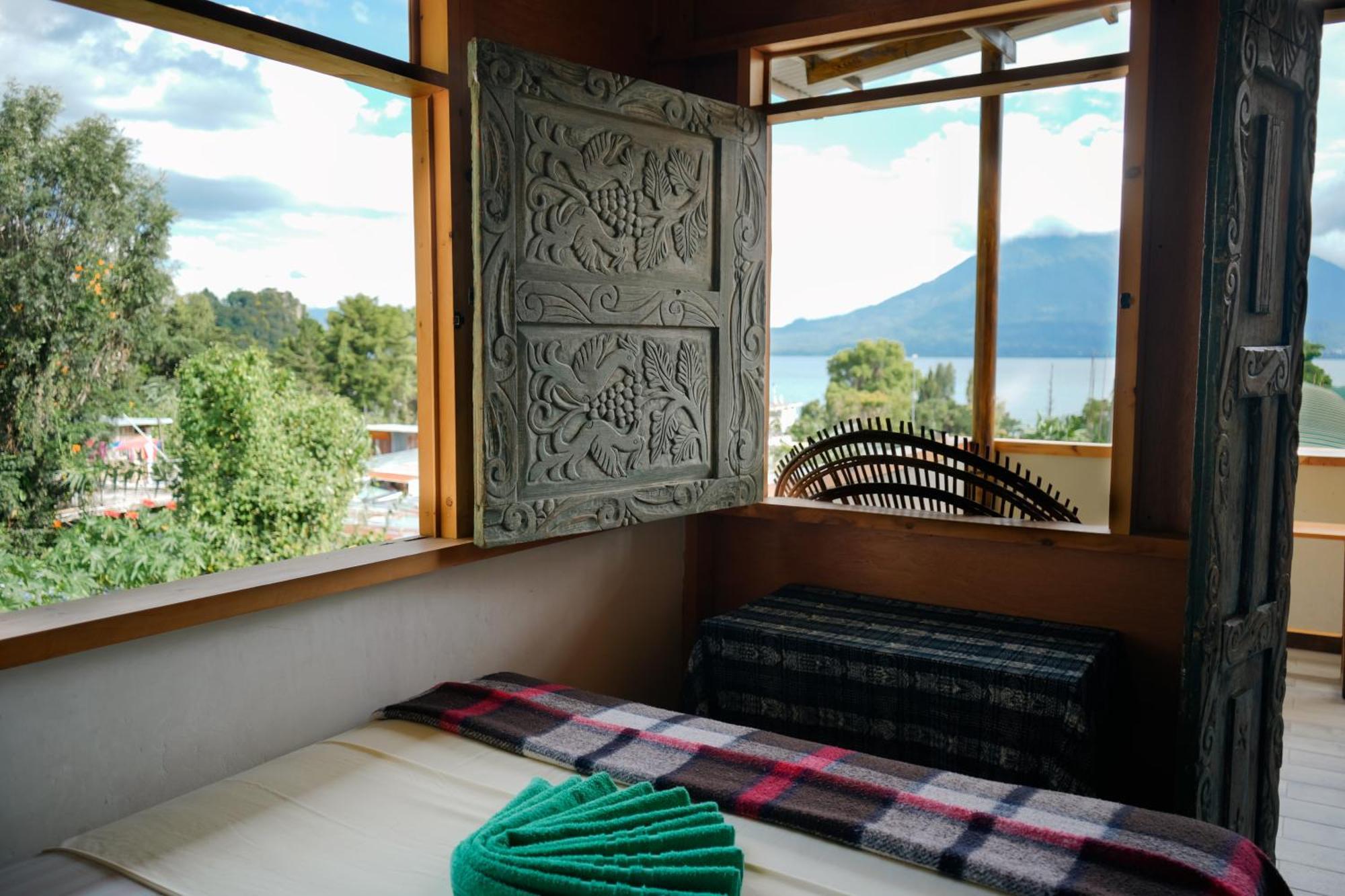 Casa Madera Hostel San Marcos La Laguna Bagian luar foto